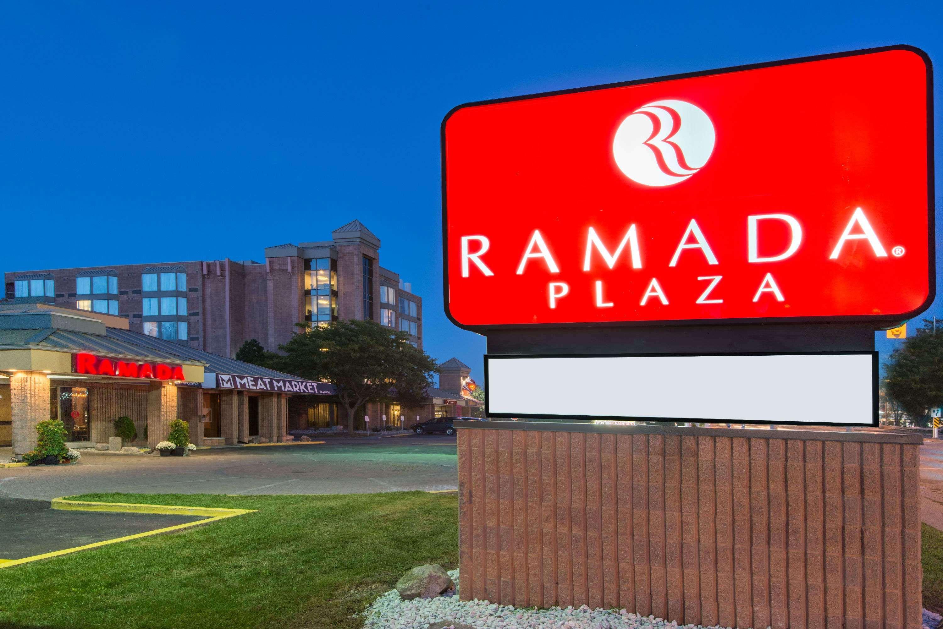 Ramada Plaza By Wyndham Niagara Falls Exterior foto